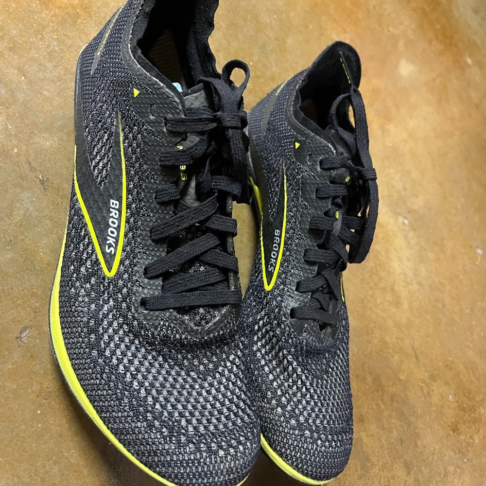 Brooks Black and Yellow Running track spikes